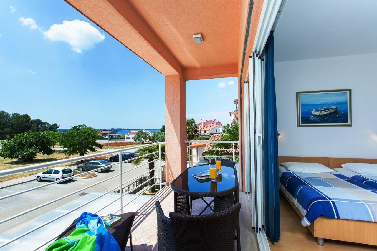 Apartments Villa Brioni II ฟาชานา ภายนอก รูปภาพ