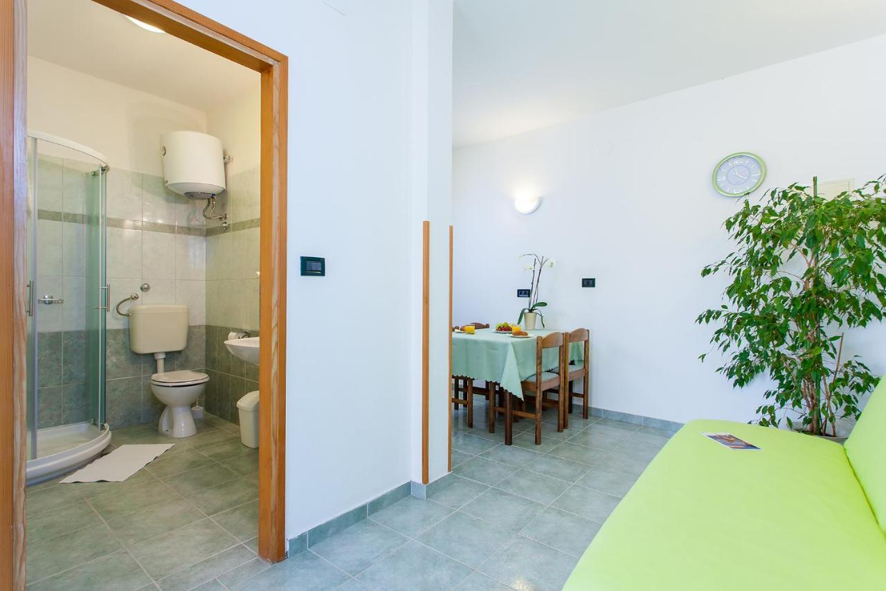 Apartments Villa Brioni II ฟาชานา ภายนอก รูปภาพ