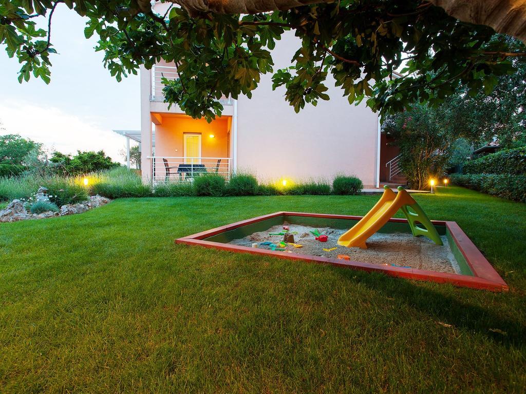 Apartments Villa Brioni II ฟาชานา ภายนอก รูปภาพ